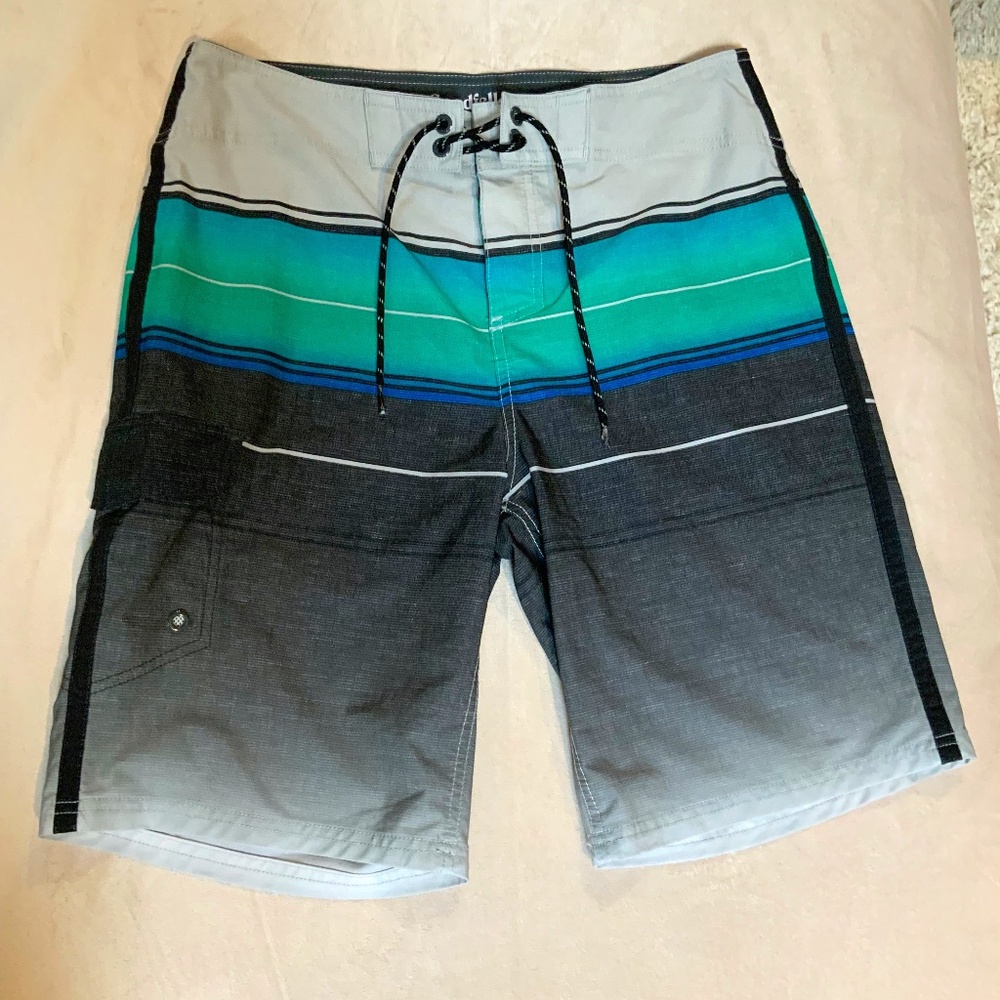 Goodfellow & Co. Black White Blue 32 Board Shorts Swim Coastal Travel Resortwear